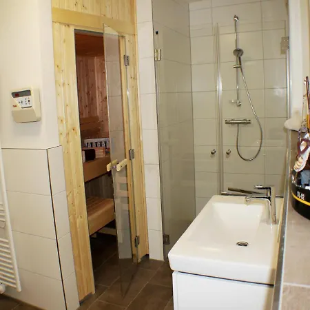 Apartment Ferienwohnung Kleine Auszeit Im Sielhuus In Fedderwardersiel Butjadingen